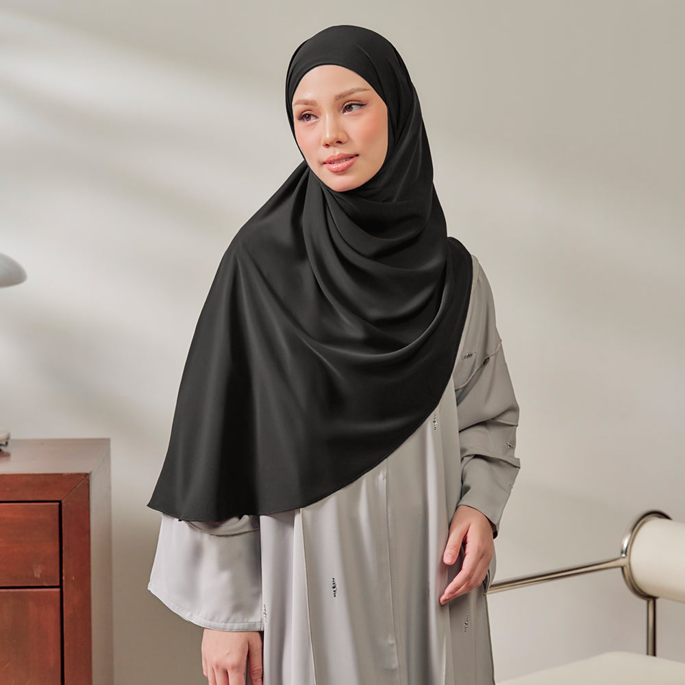 Mina Khimar