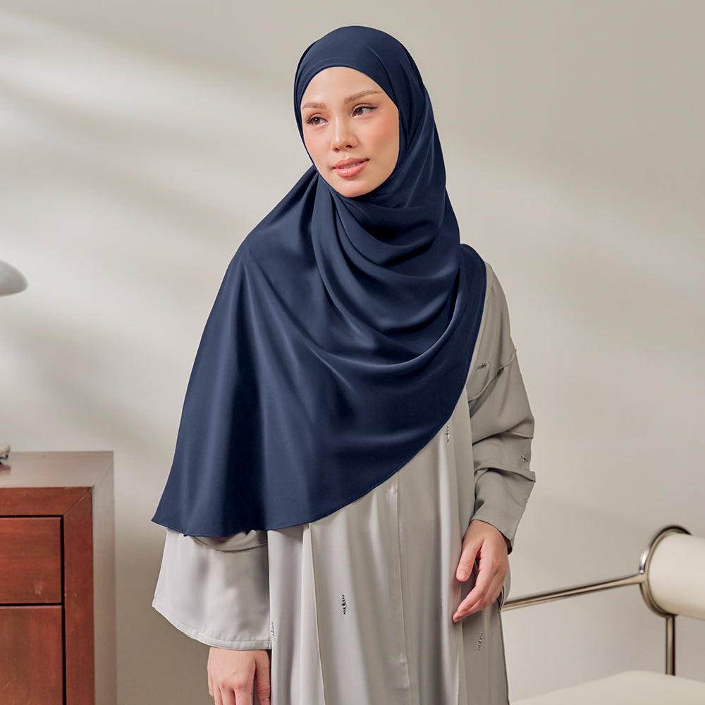 Mina Khimar