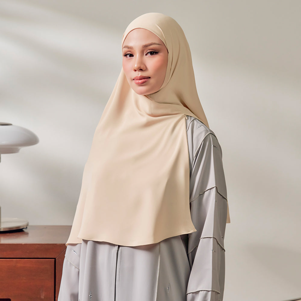 Mina Khimar