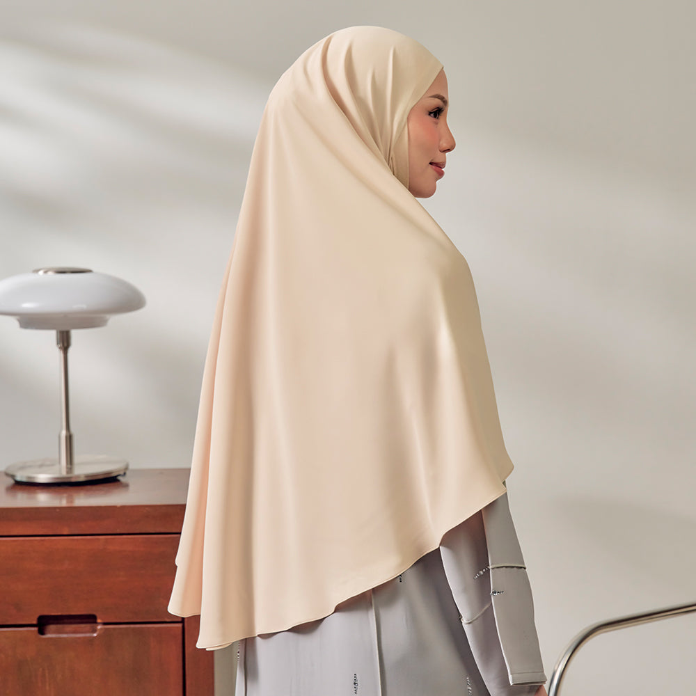 Mina Khimar