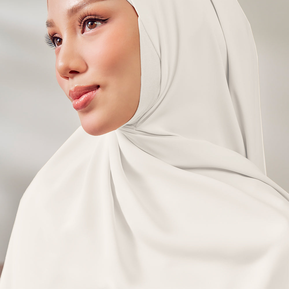 Mina Khimar