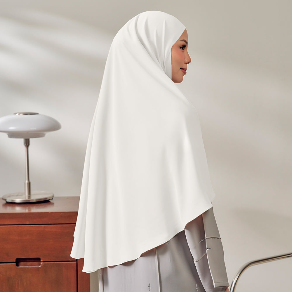 Mina Khimar