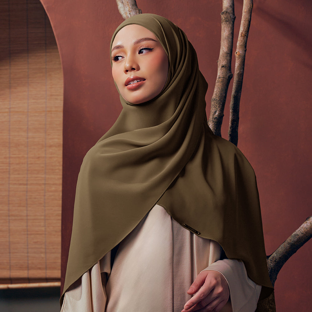Mina Khimar