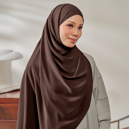 Mina Khimar