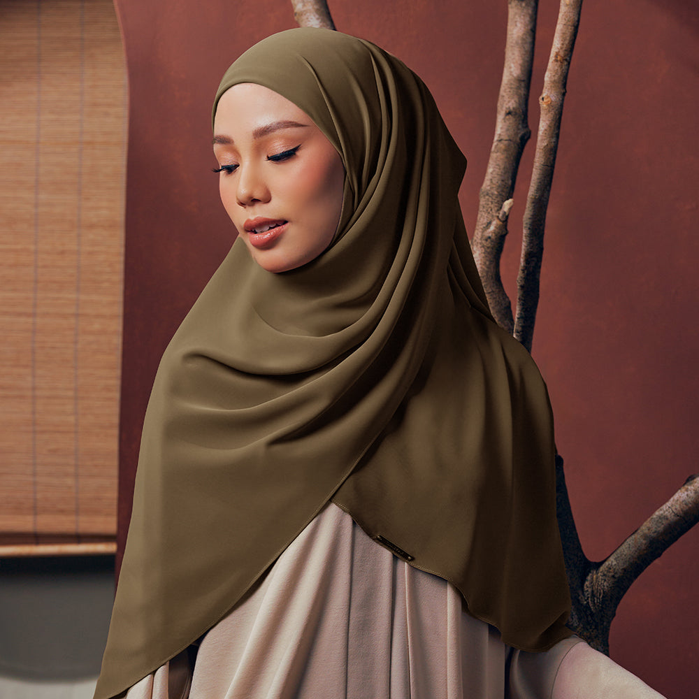Mina Khimar